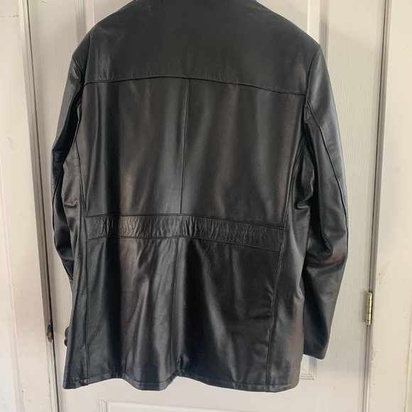 Leather jacket for men size 1x color black. - Picture 2 of 3